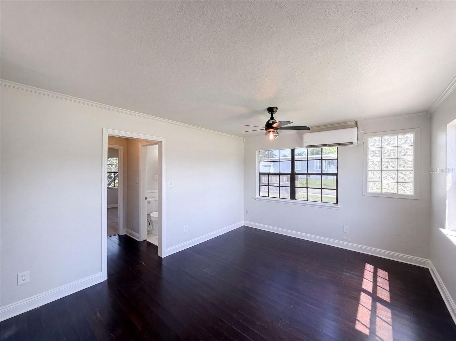 3225 Cleveland Heights Blvd photo 3