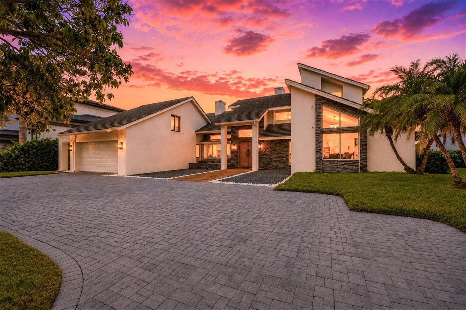 216 Bird Key Dr photo 3