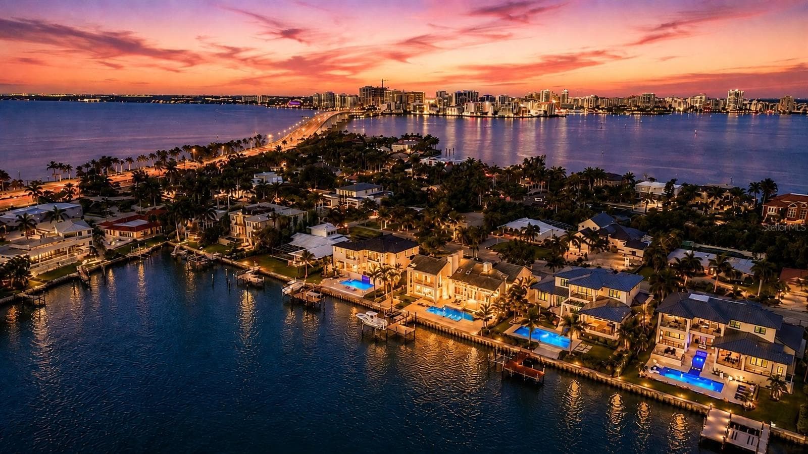 216 Bird Key Dr photo 5