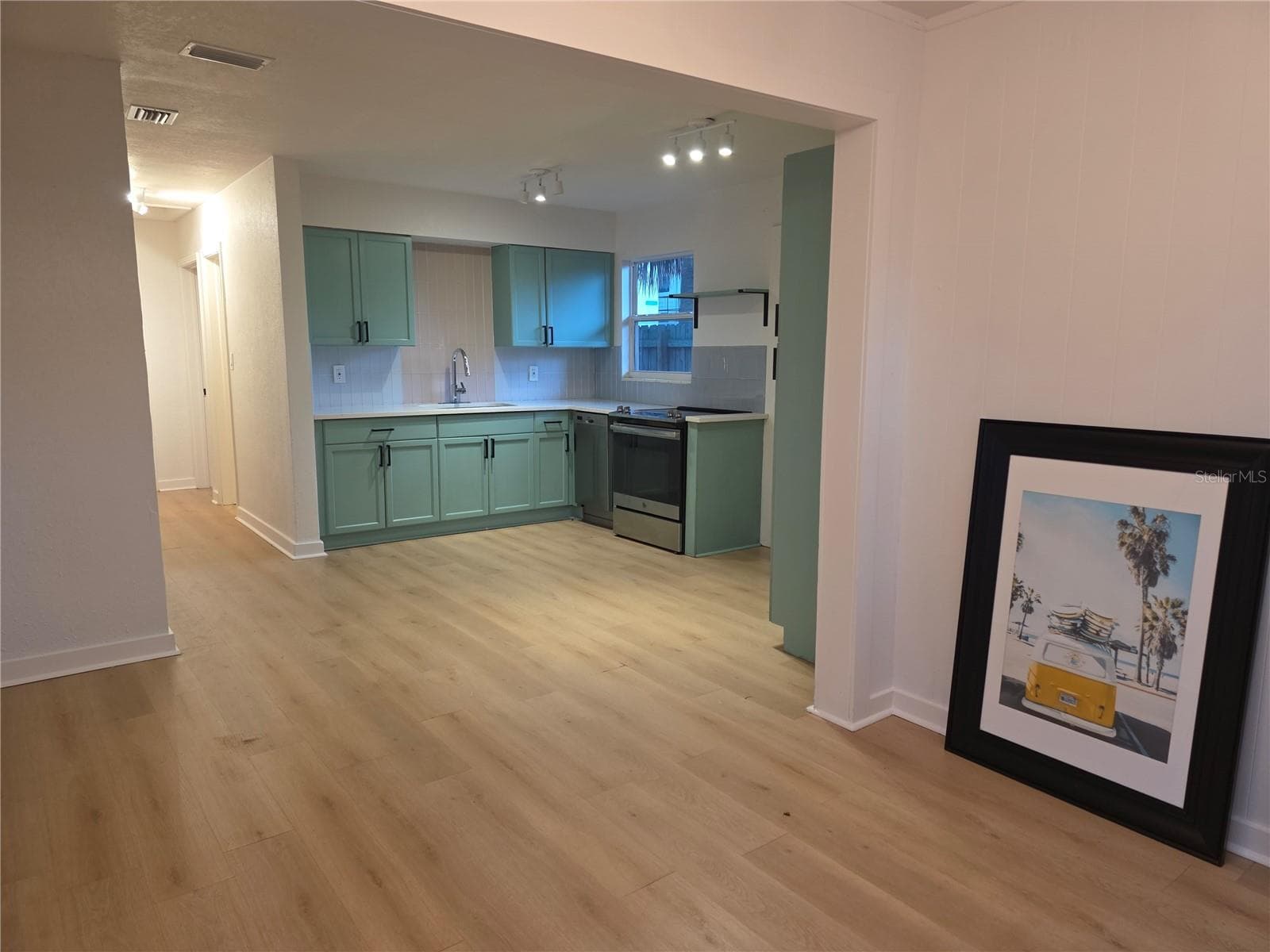 1020 19th St S photo 4