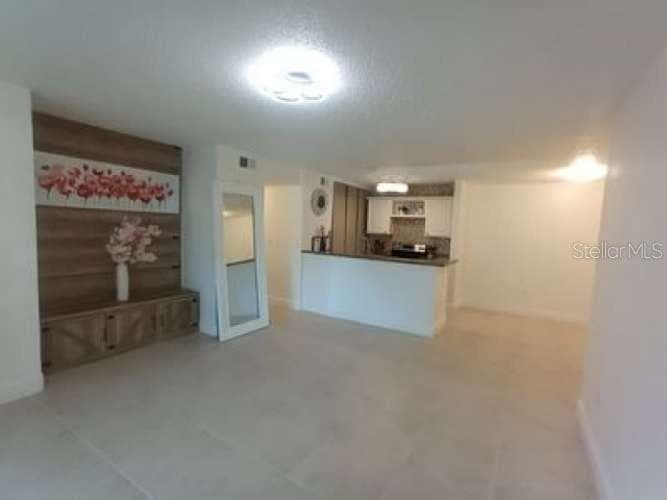 10024 Strafford Oak CT #807 photo 3