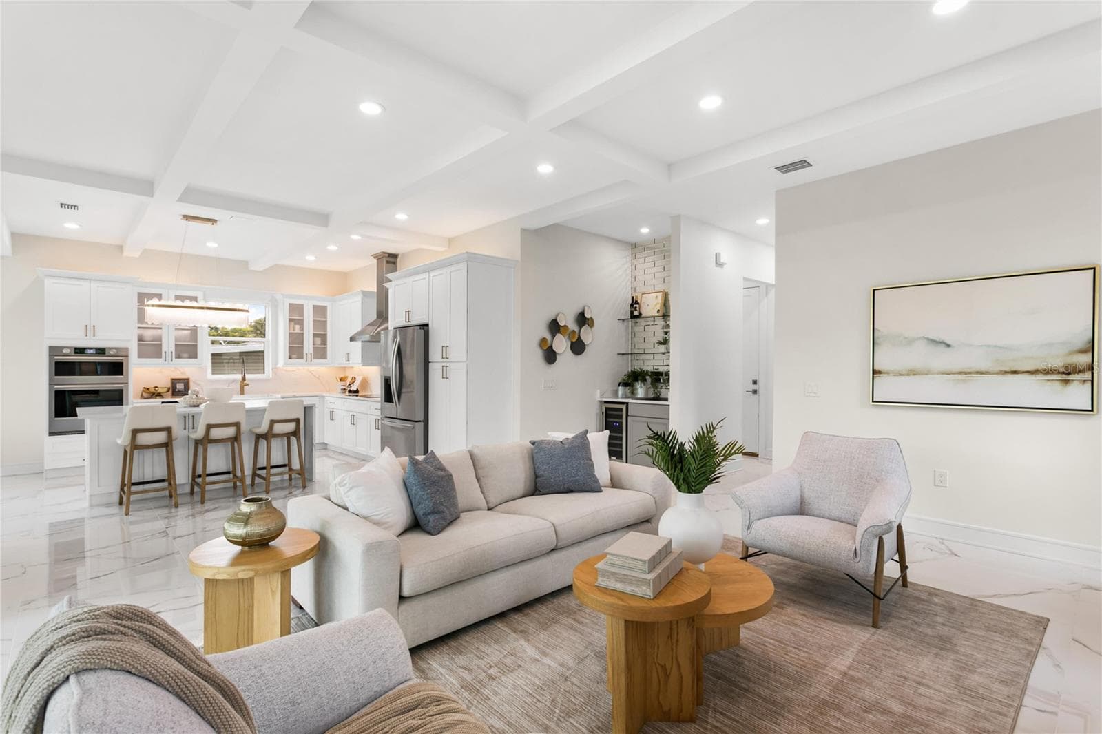 3605 W Bay Ave photo 4