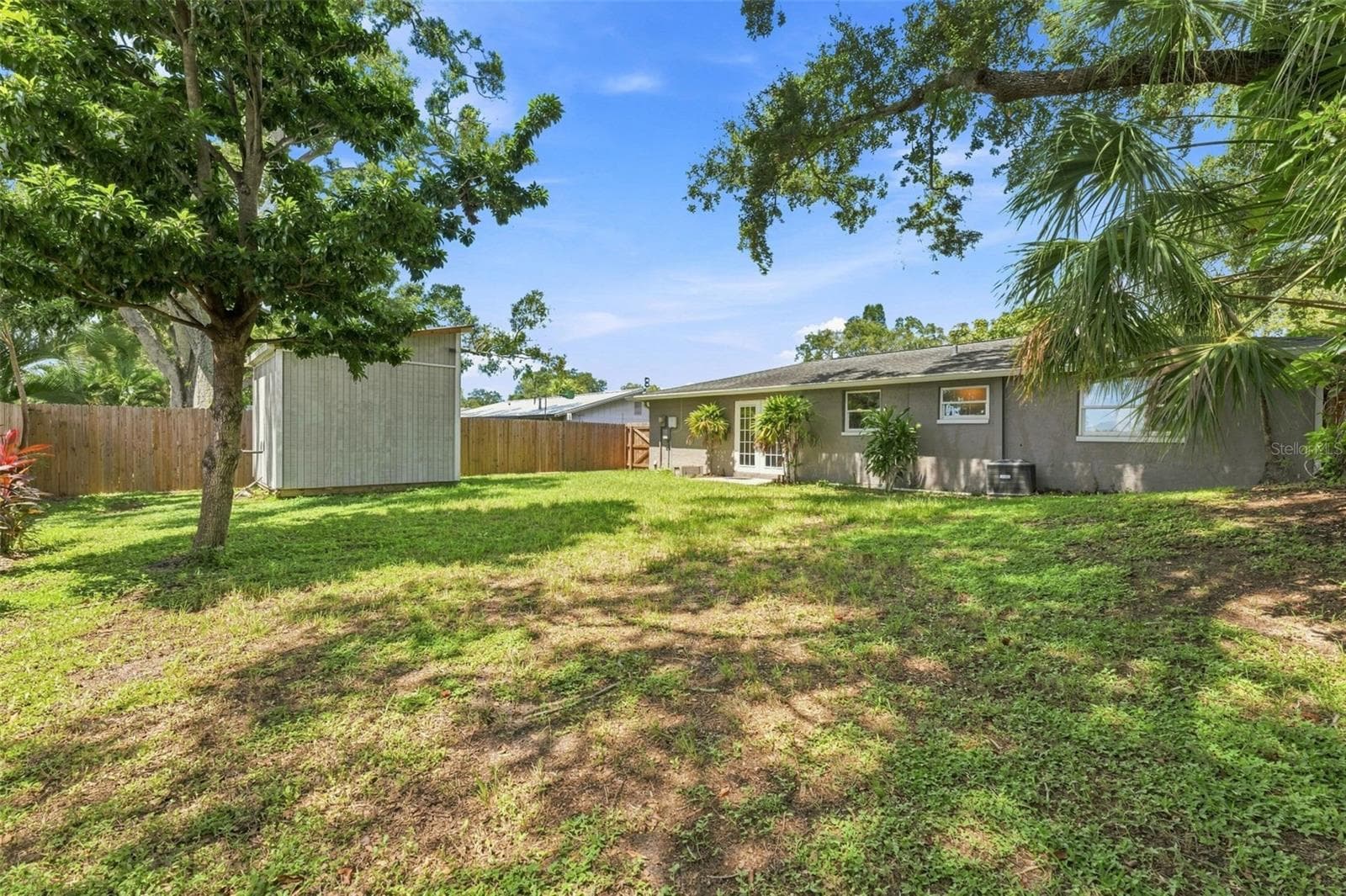 2801 Candlewood St photo 3