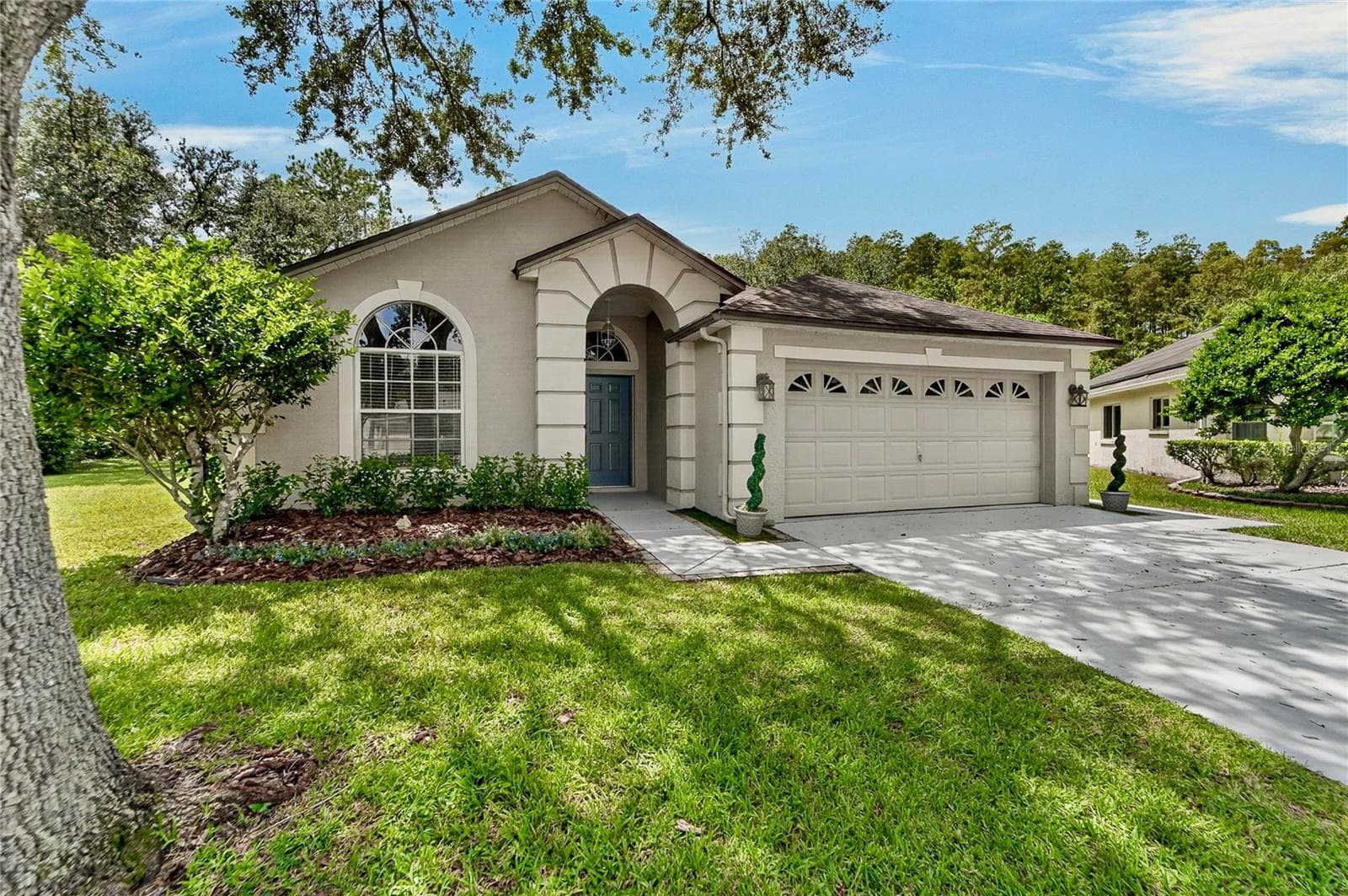 6106 Chalon CT photo 3