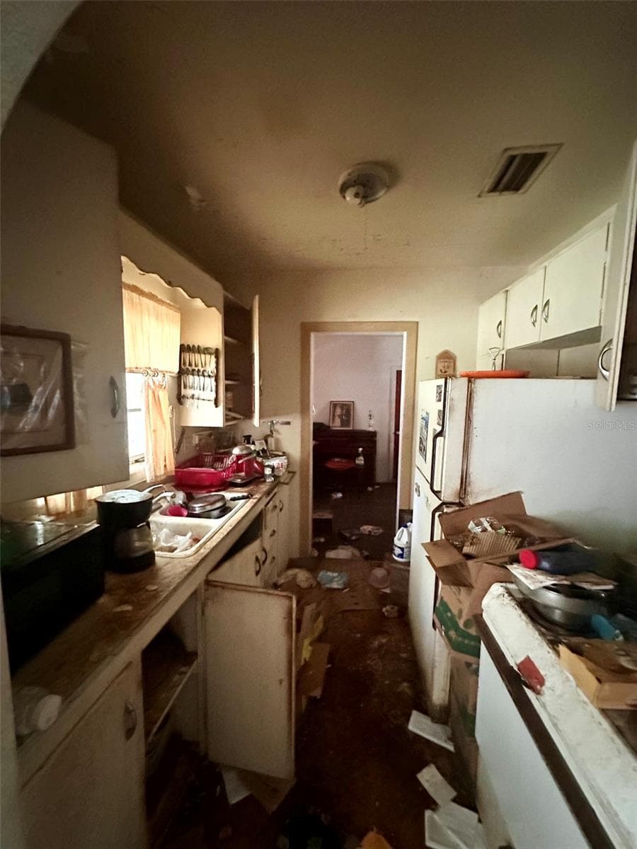 115 S Orion Ave photo 4