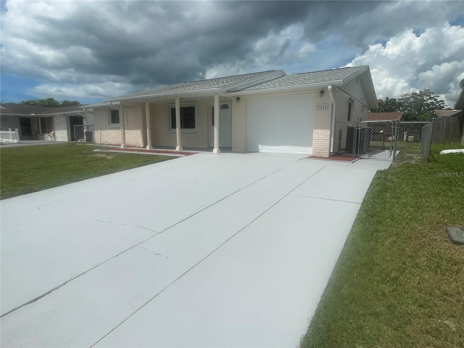 7025 Cutty Sark Dr photo 2