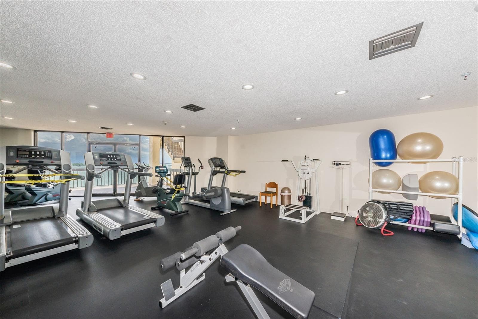 6287 Bahia Del Mar Cir #113 photo 5