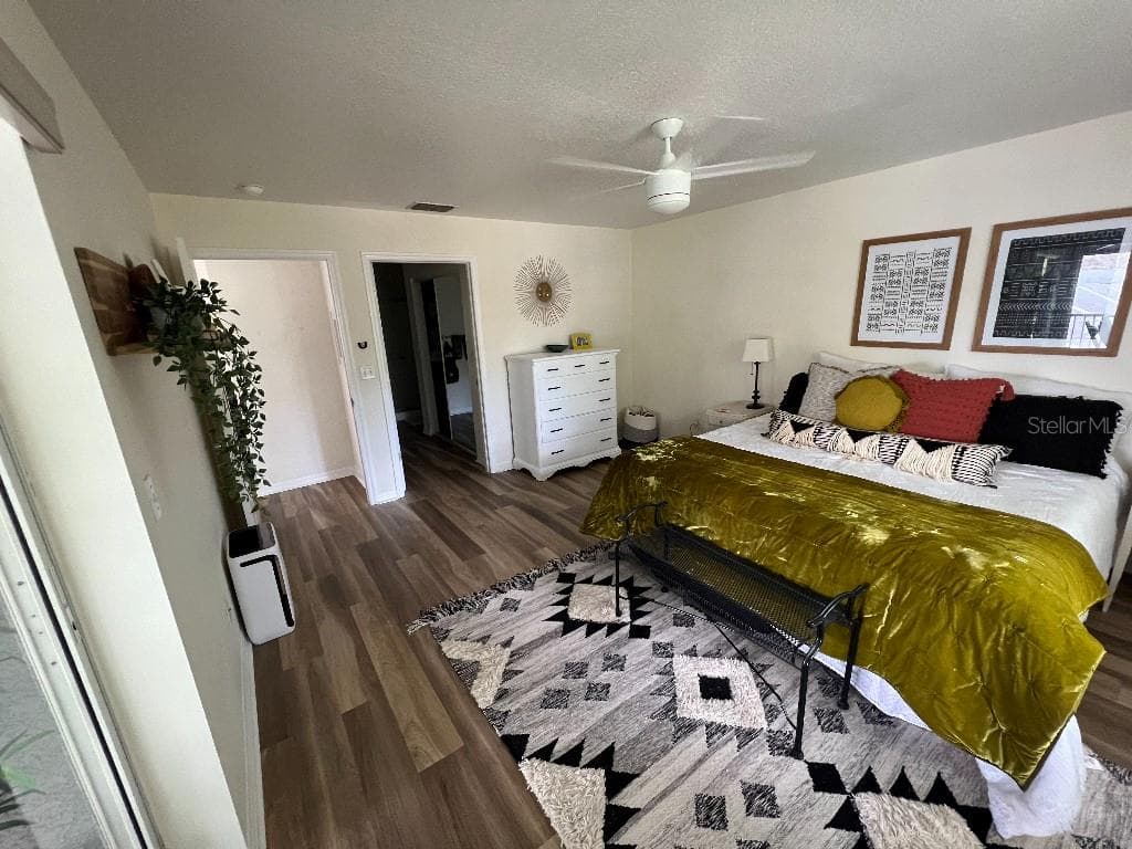 9485 Hamlin Blvd #8 photo 4