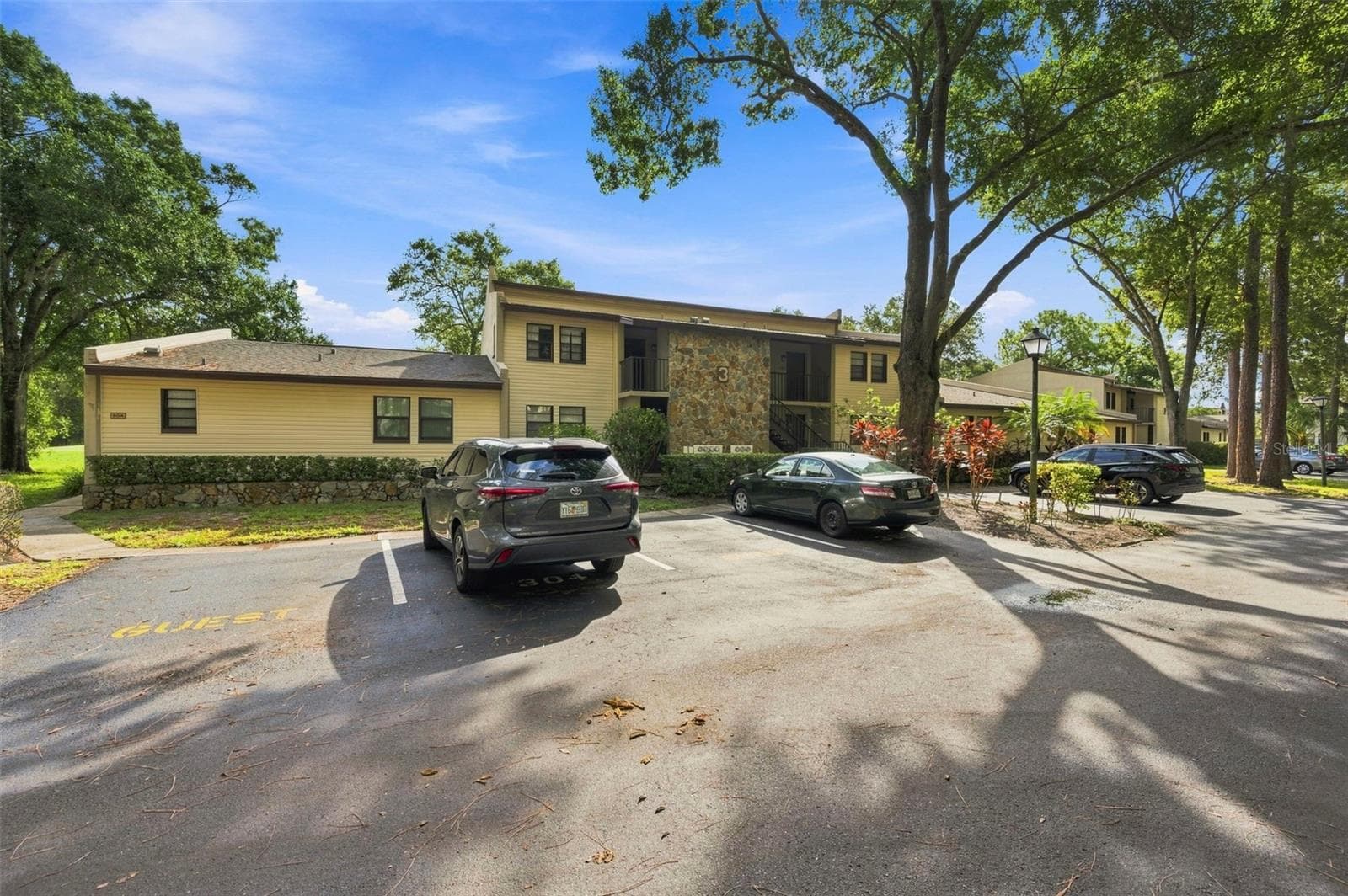 1000 Tarpon Woods Blvd #302 photo 2