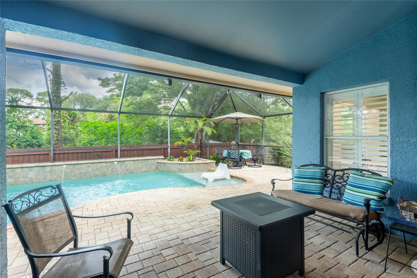 10274 Oasis Palm Dr photo 4