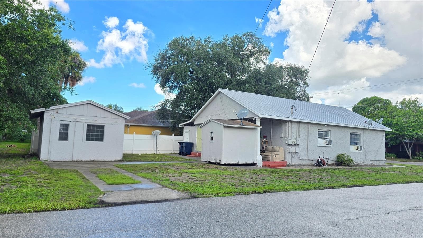 2423 Durham St photo 2