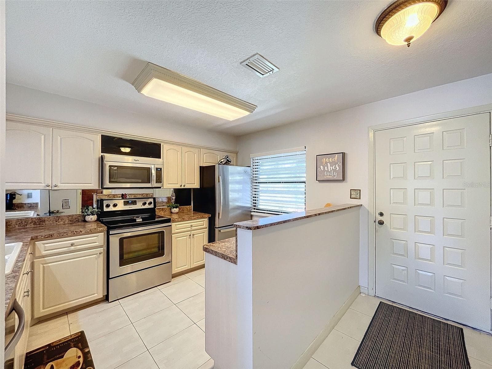 1801 Mariner Dr #20 photo 5
