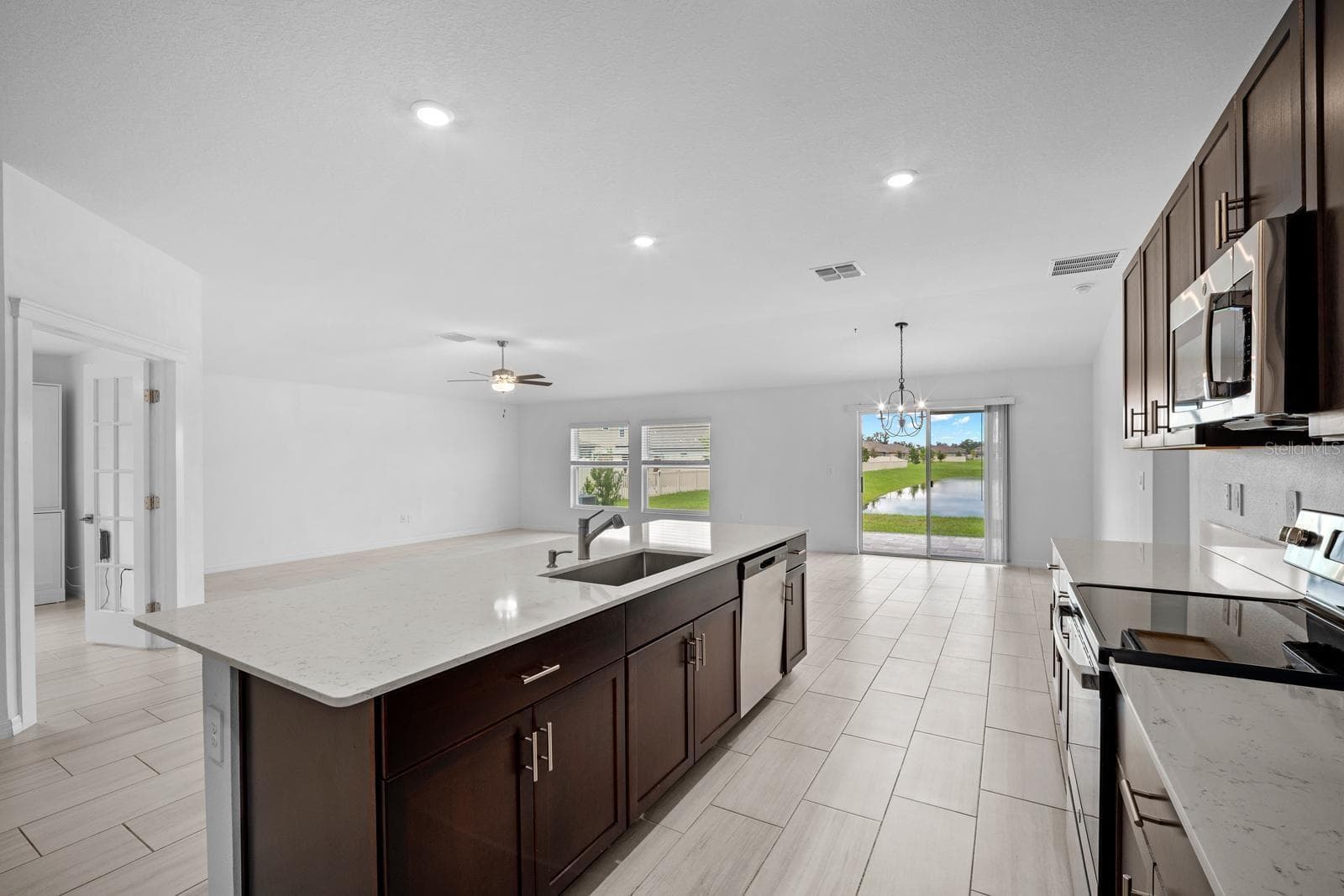 4060 Capri Coast Dr photo 4