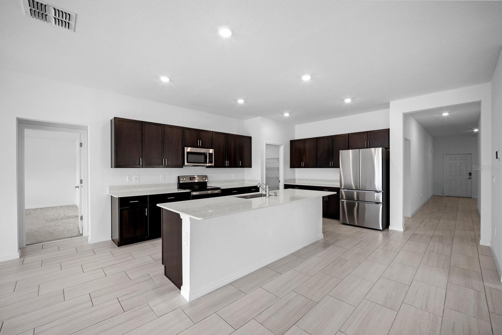 4060 Capri Coast Dr photo 5