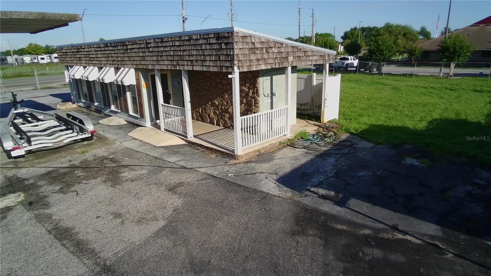 7800 State Road 60 E photo 4