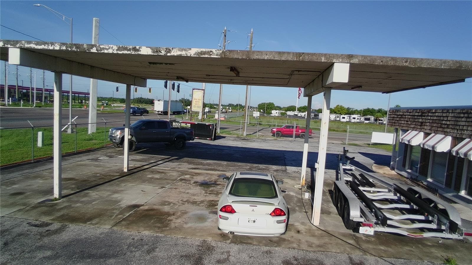 7800 State Road 60 E photo 5