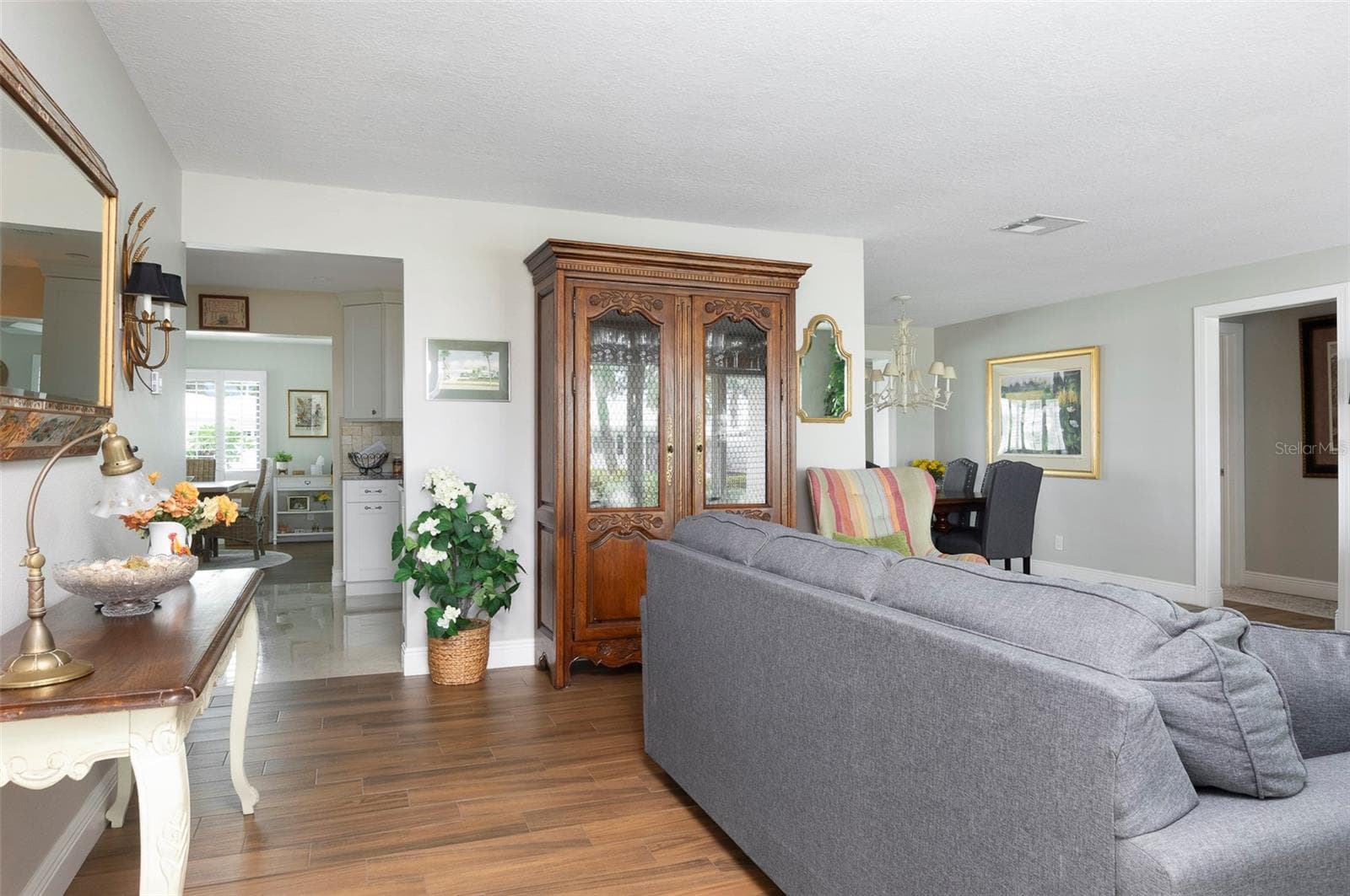 4035 Mainlands Blvd N photo 5