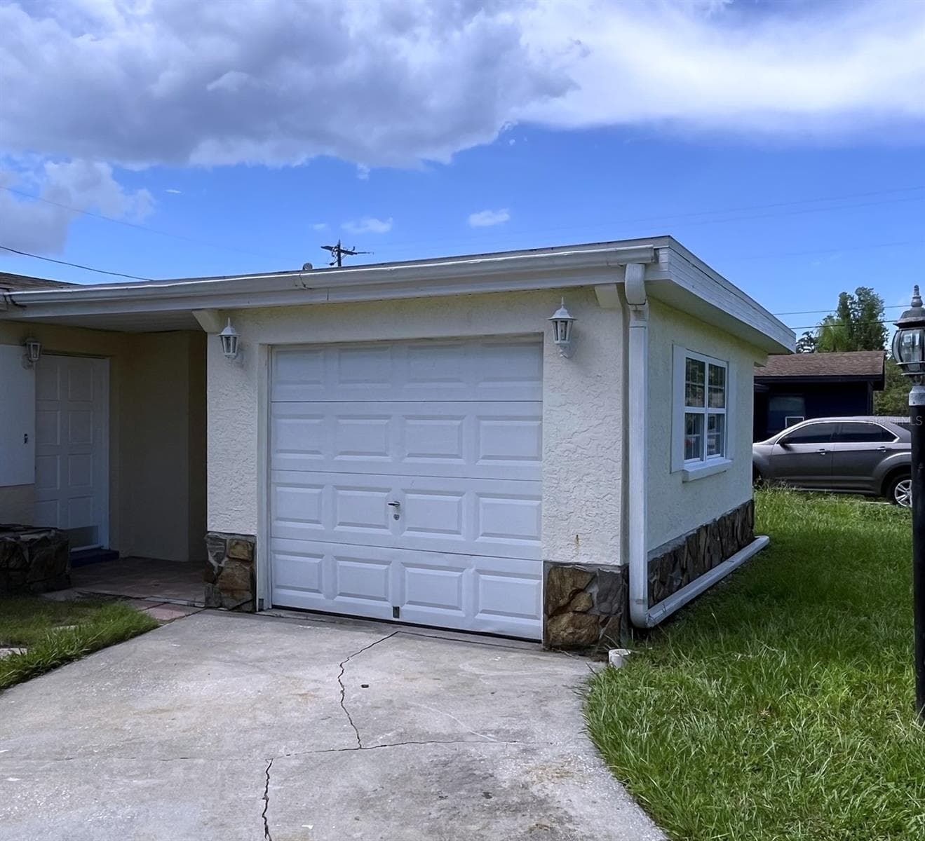 5682 63rd Ln N photo 4