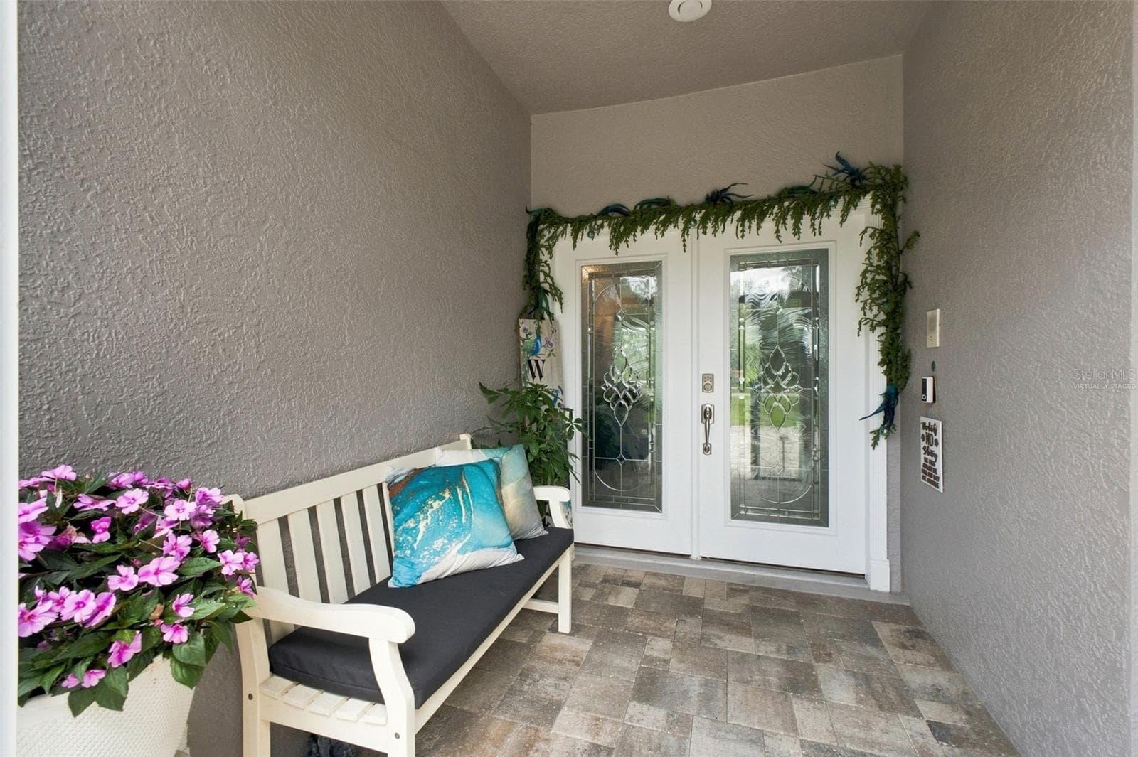 10261 Woodland Waters Blvd photo 4