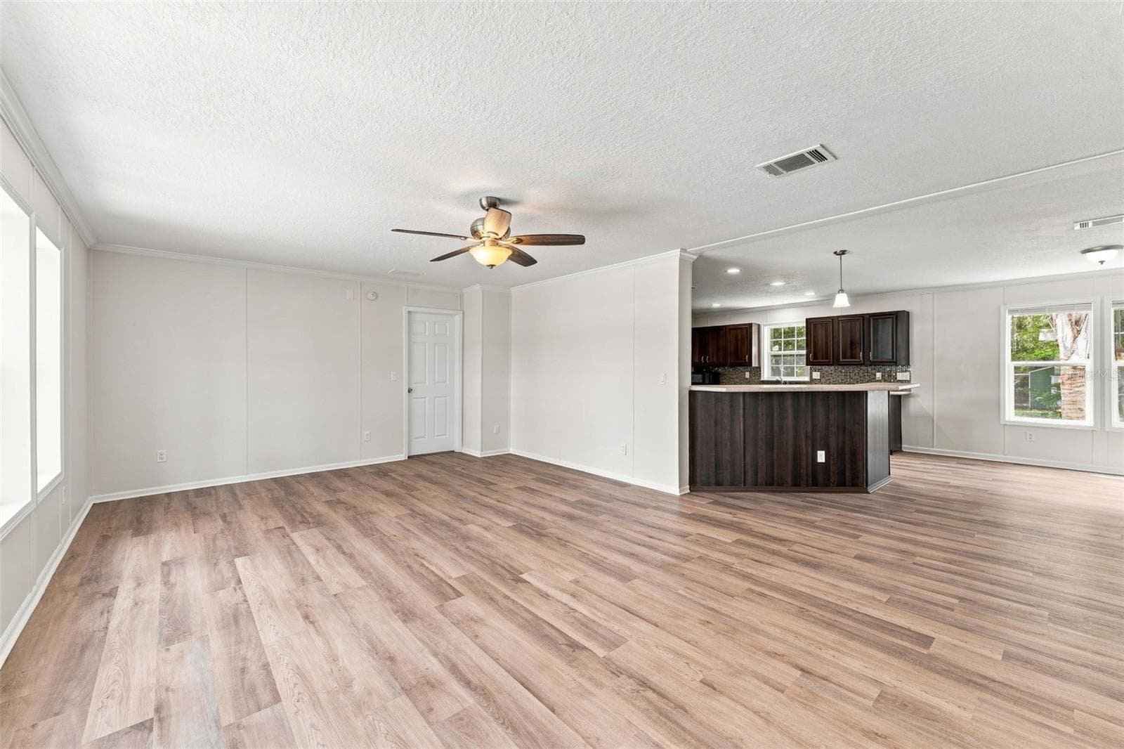 6453 Mangrove Dr photo 4