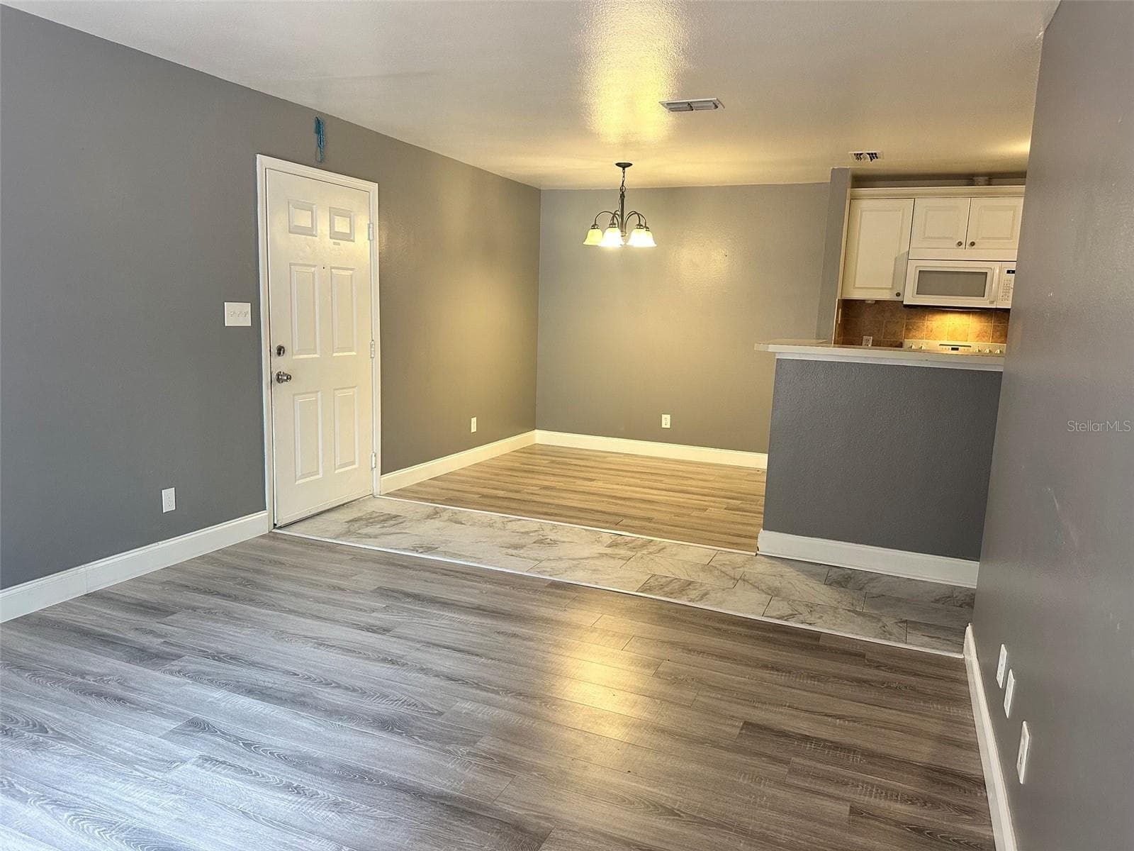1400 Gandy Blvd N #803 photo 5