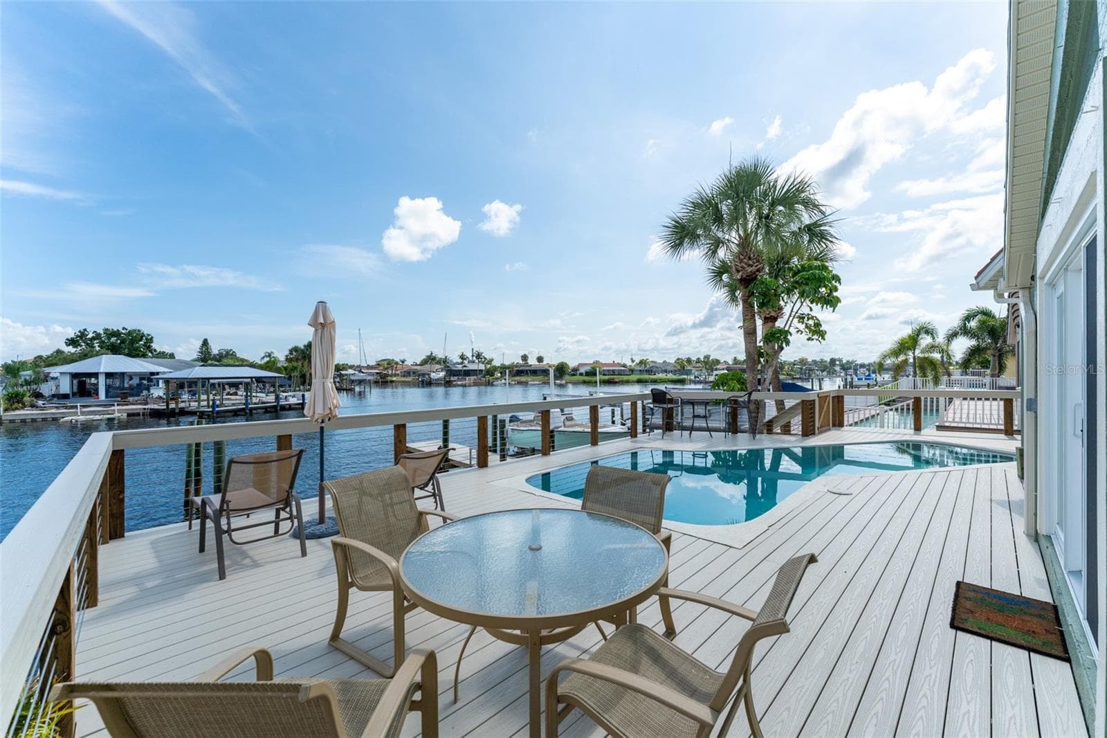 835 Symphony Isles Blvd photo 3