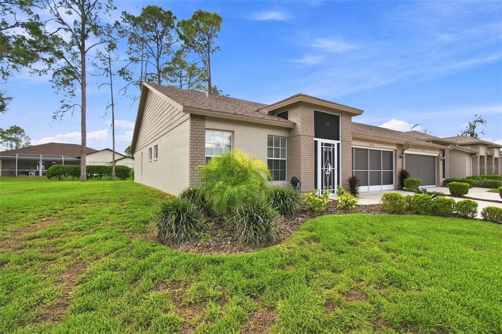 11621 Baronwood CT photo 2