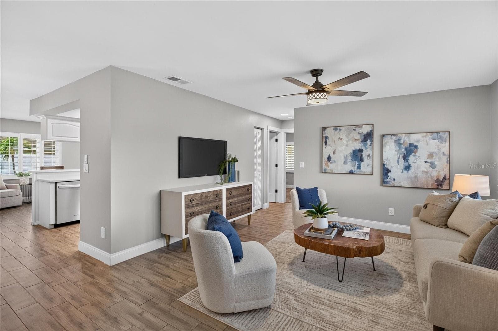 3350 Hunt Club Dr photo 5