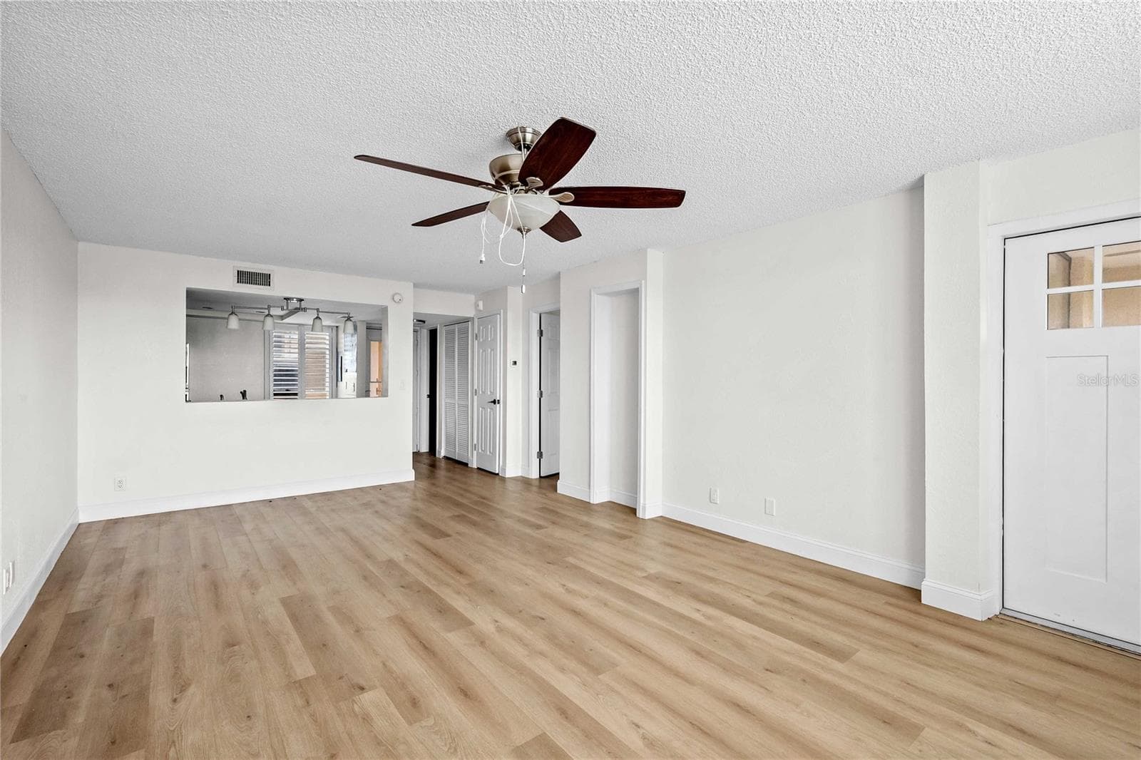 2618 Cove Cay Dr #108 photo 5