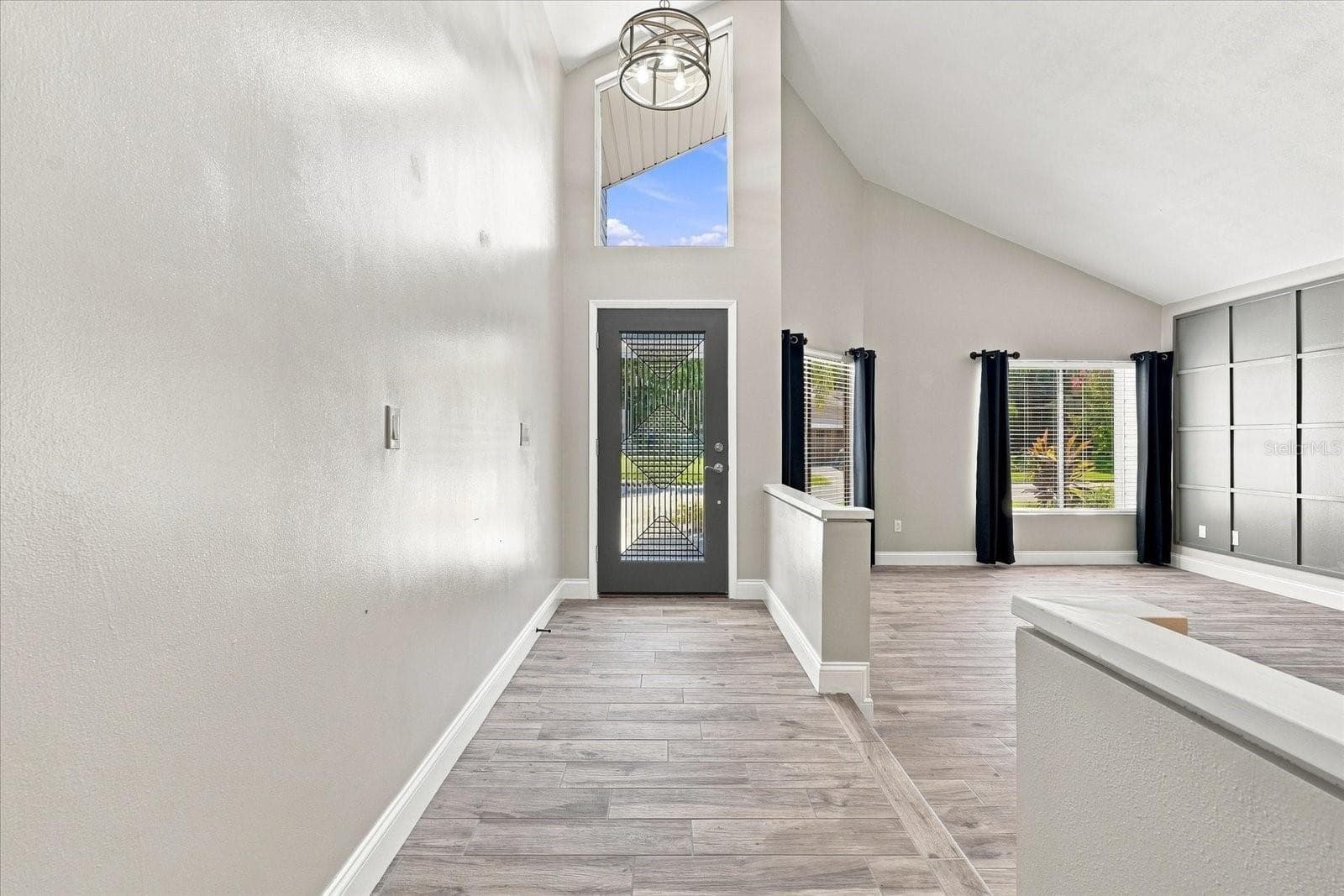 14626 Village Glen Cir photo 5