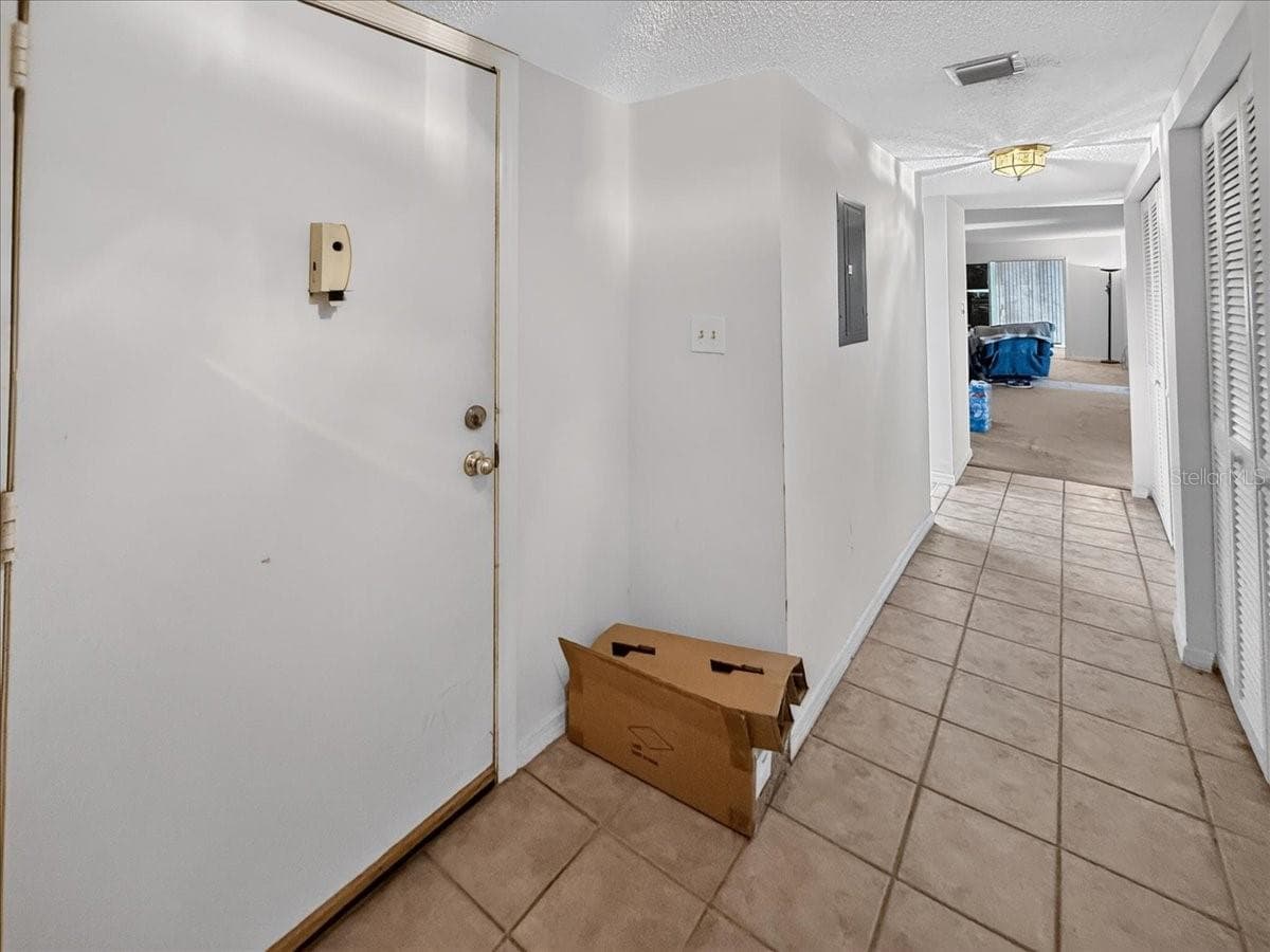 90 S Highland Ave #317 photo 3