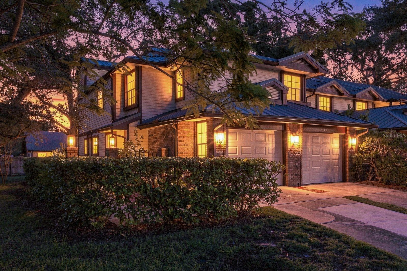 1460 Mahogany Ln photo 3