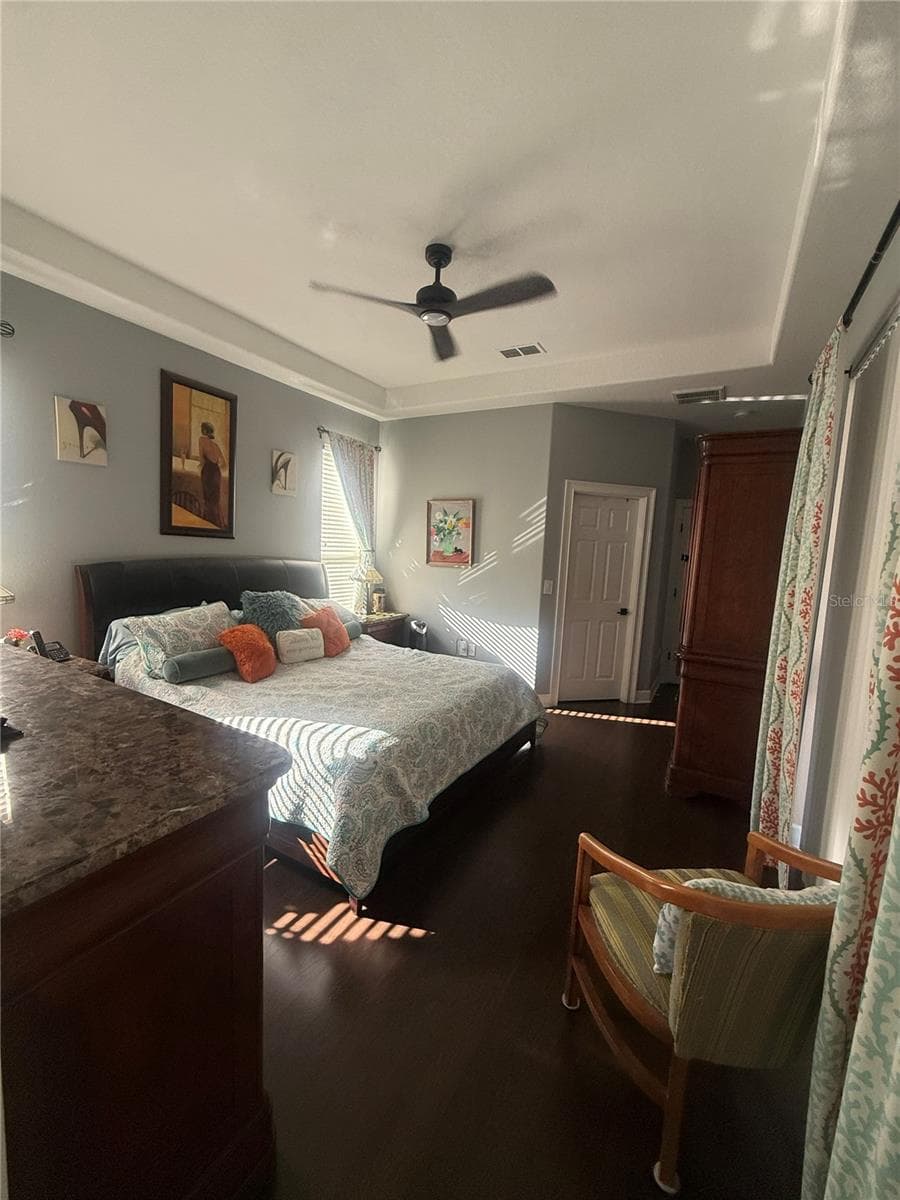 9140 Alexandria Dr photo 5