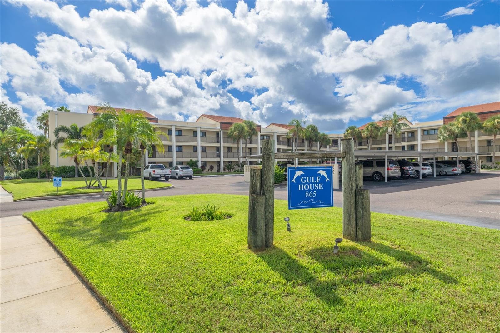 865 S Gulfview Blvd #109 photo 3