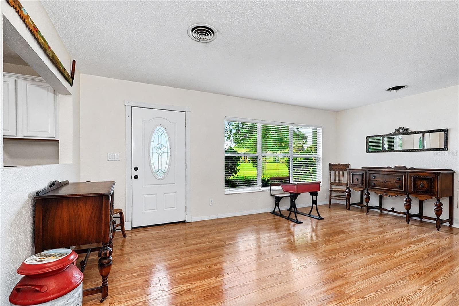 11399 80th Ave photo 4