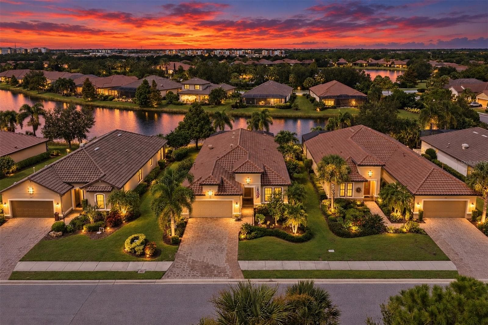 5214 Castello Ln photo 5