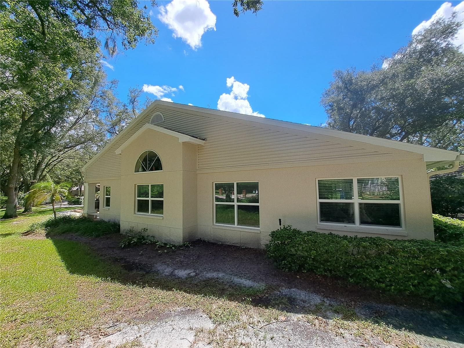 5316 Lochmead Ter photo 3