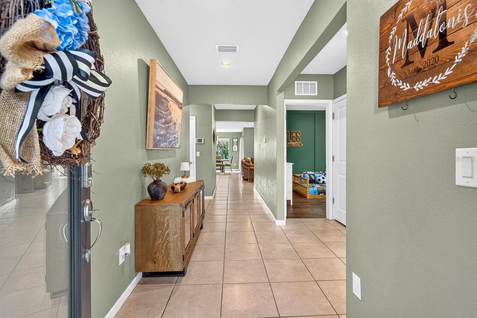 9348 Royal River Cir photo 4