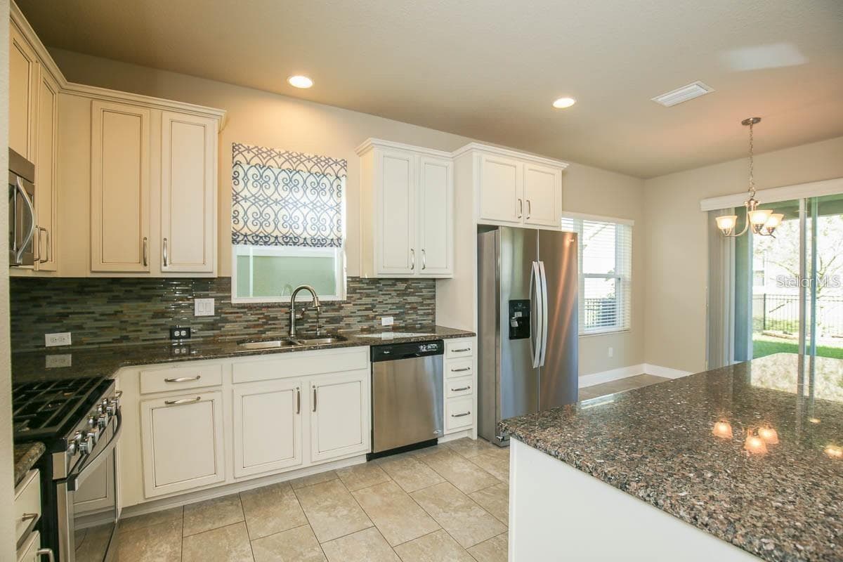 14304 Parkside Ridge Way photo 3