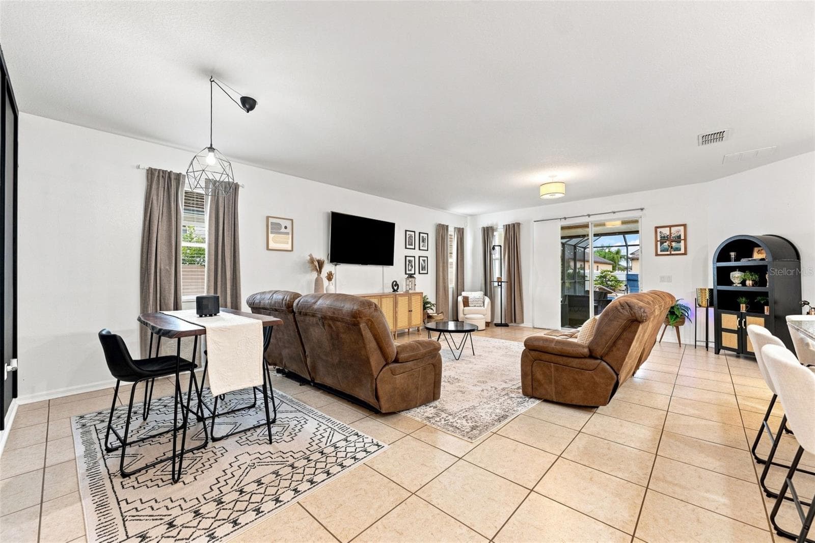 14311 Romeo Blvd photo 5