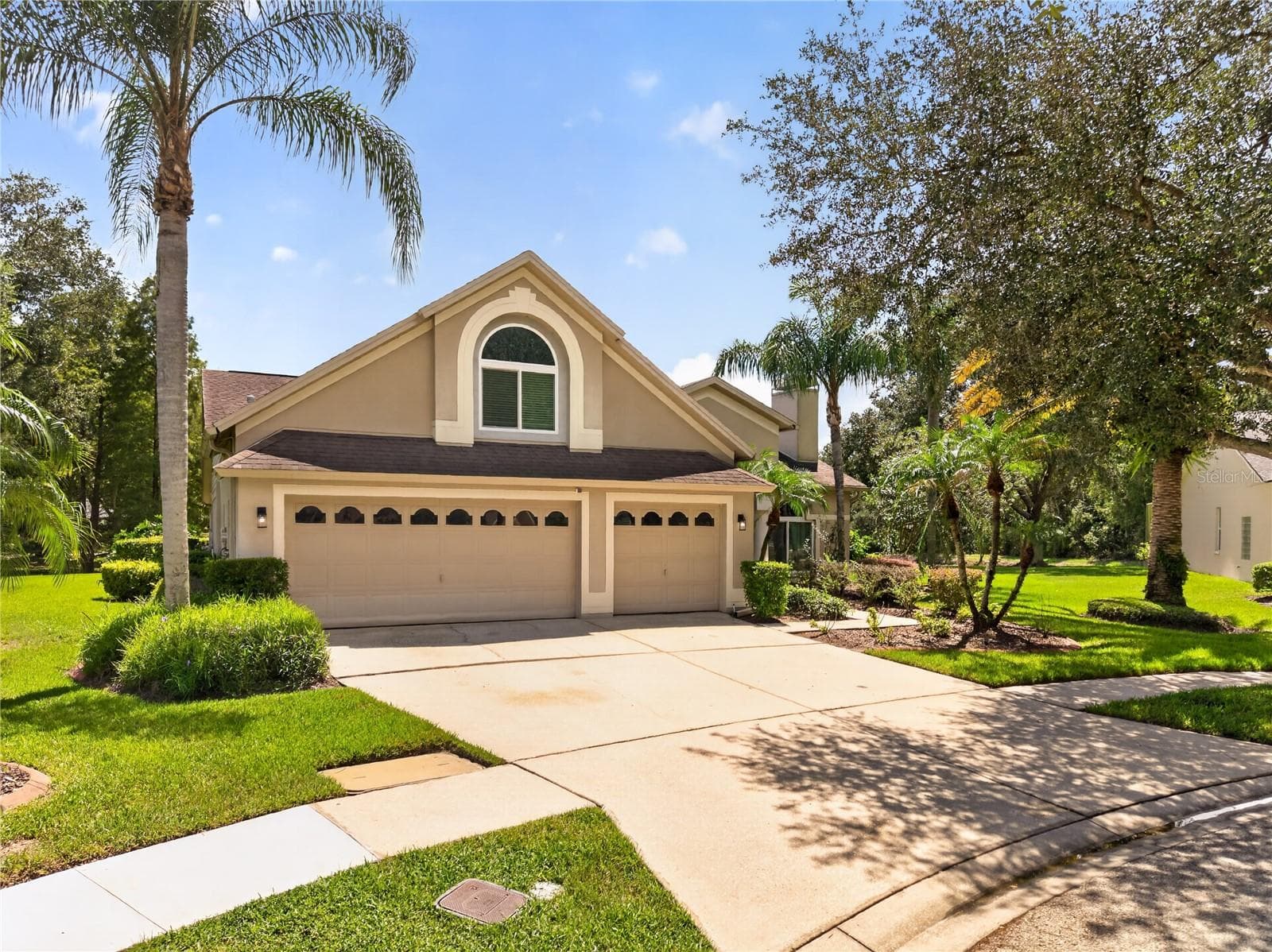 10160 Whisper Pointe Dr photo 2