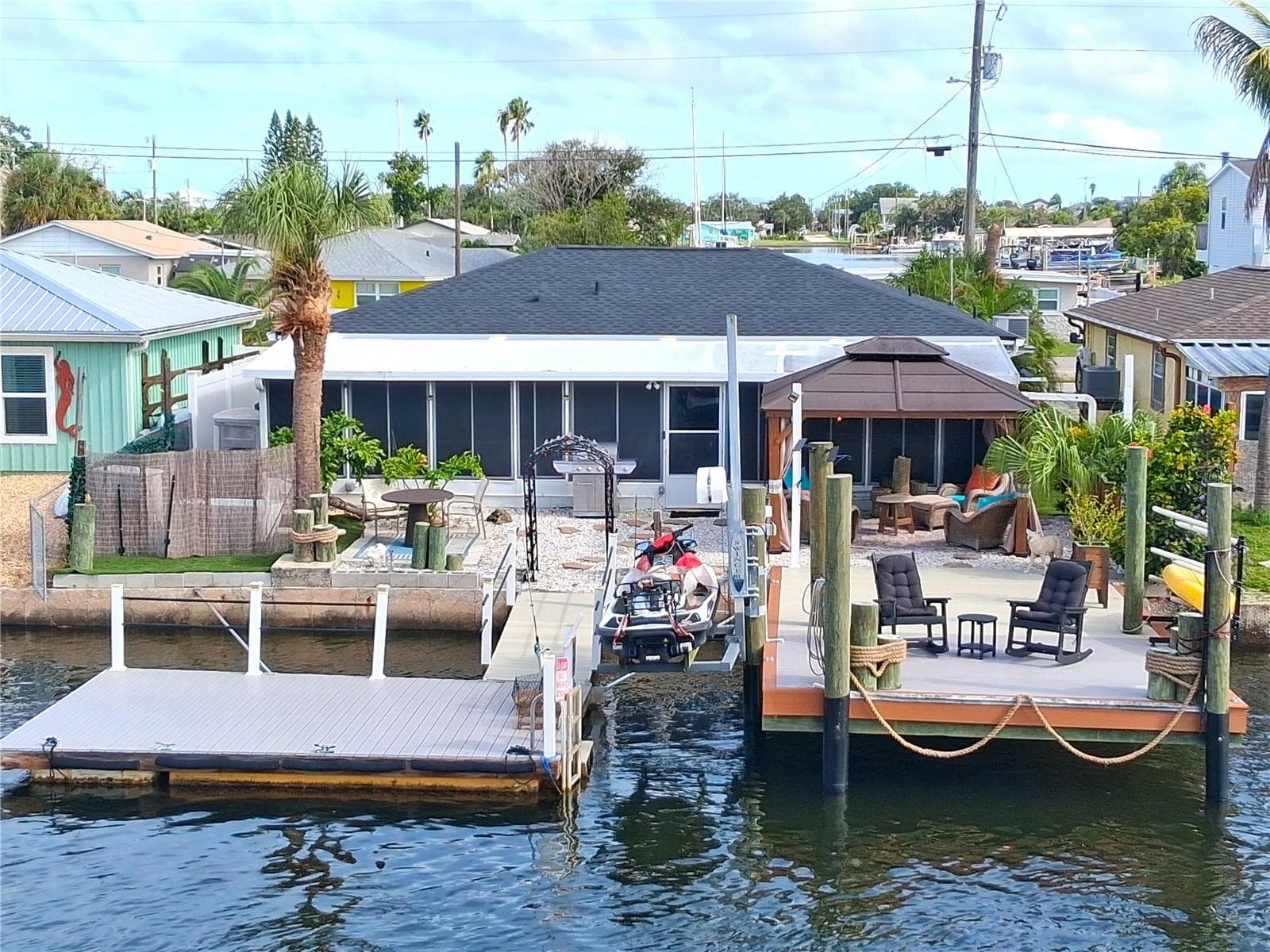 6424 Boatyard Dr photo 3