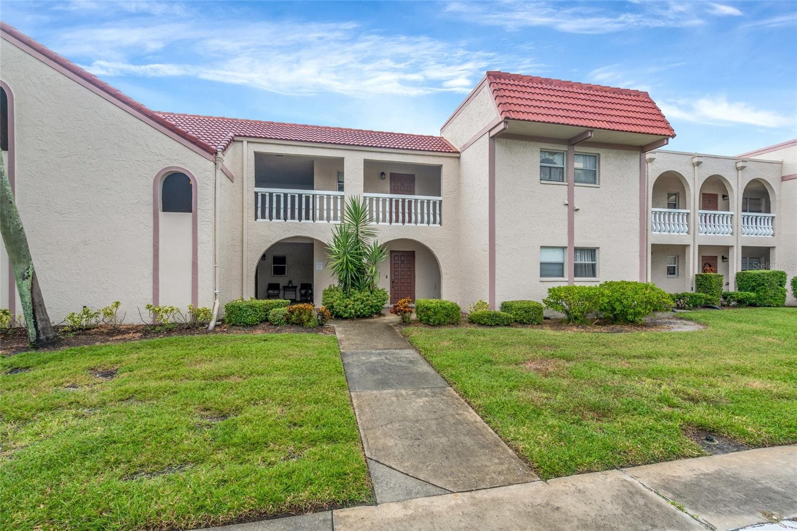 9700 Starkey Rd #113 photo 2