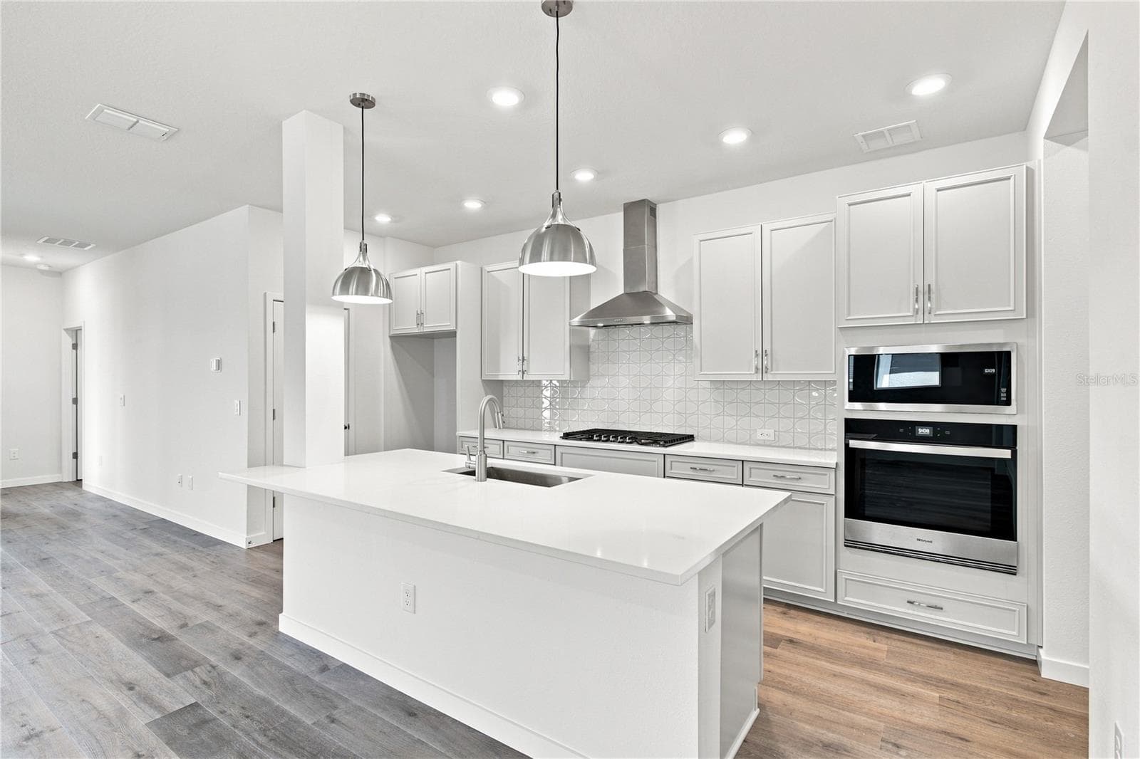 5166 Creek Sand Dr photo 3