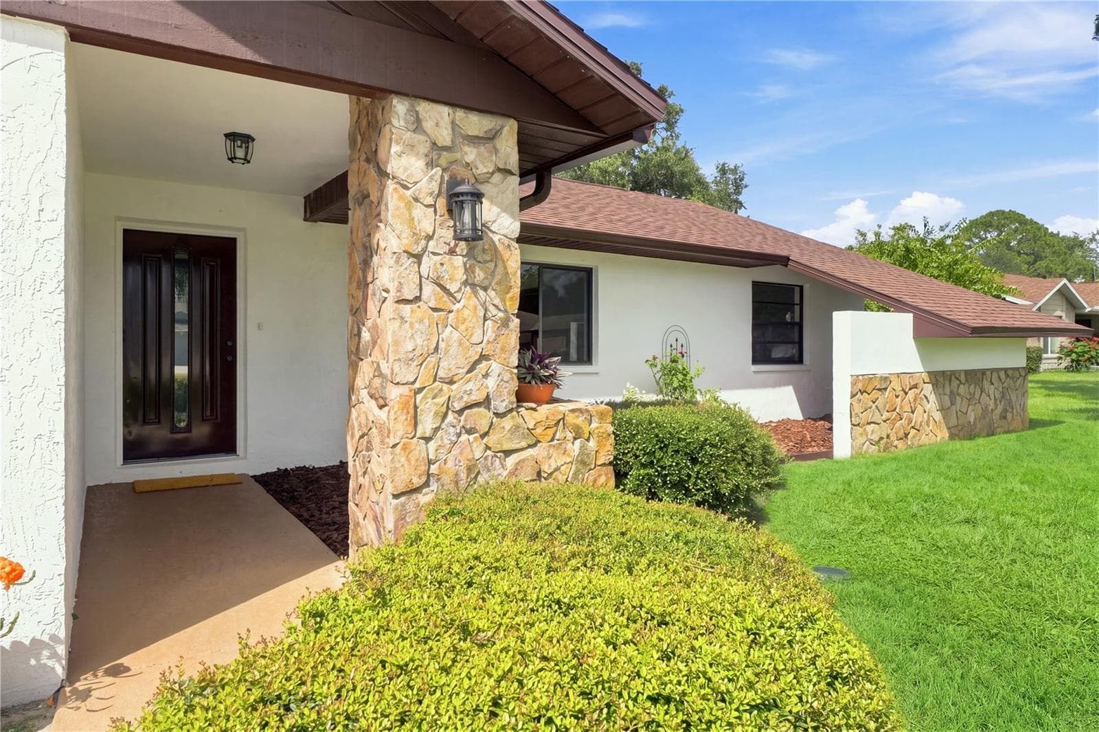 15125 Willowood Ln photo 3
