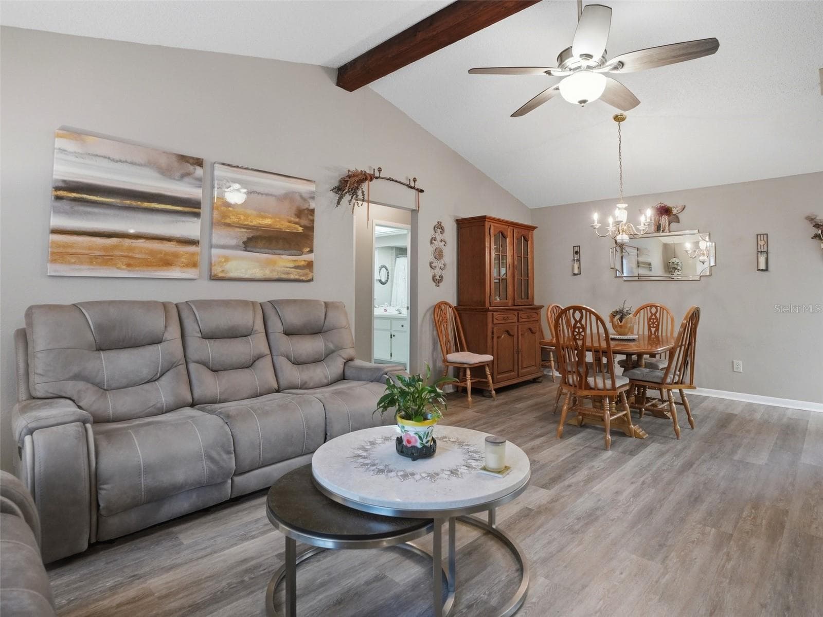 24088 Eppley Dr photo 3