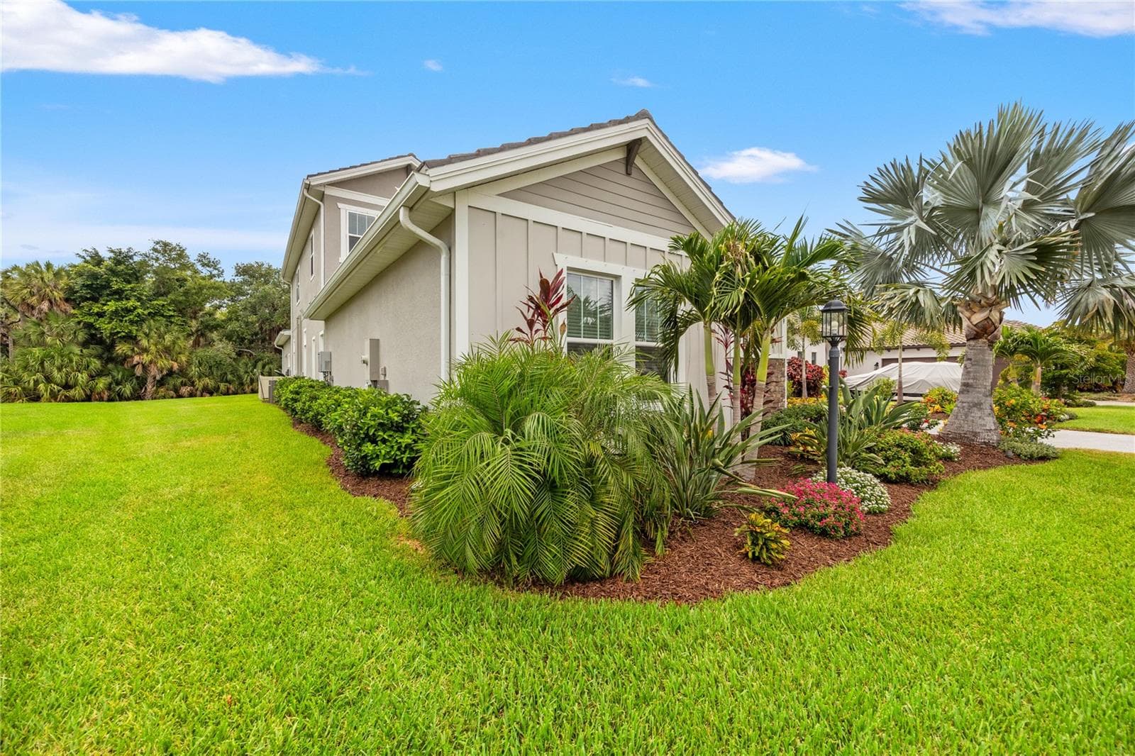9479 Tequila Sunrise Dr photo 4