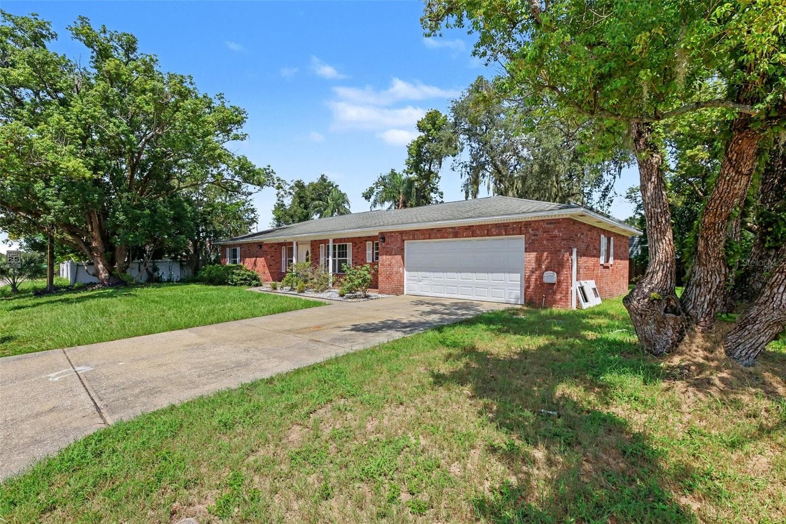 2265 Village CT photo 3