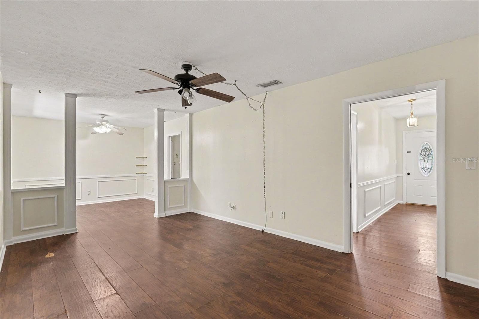 2265 Village CT photo 4
