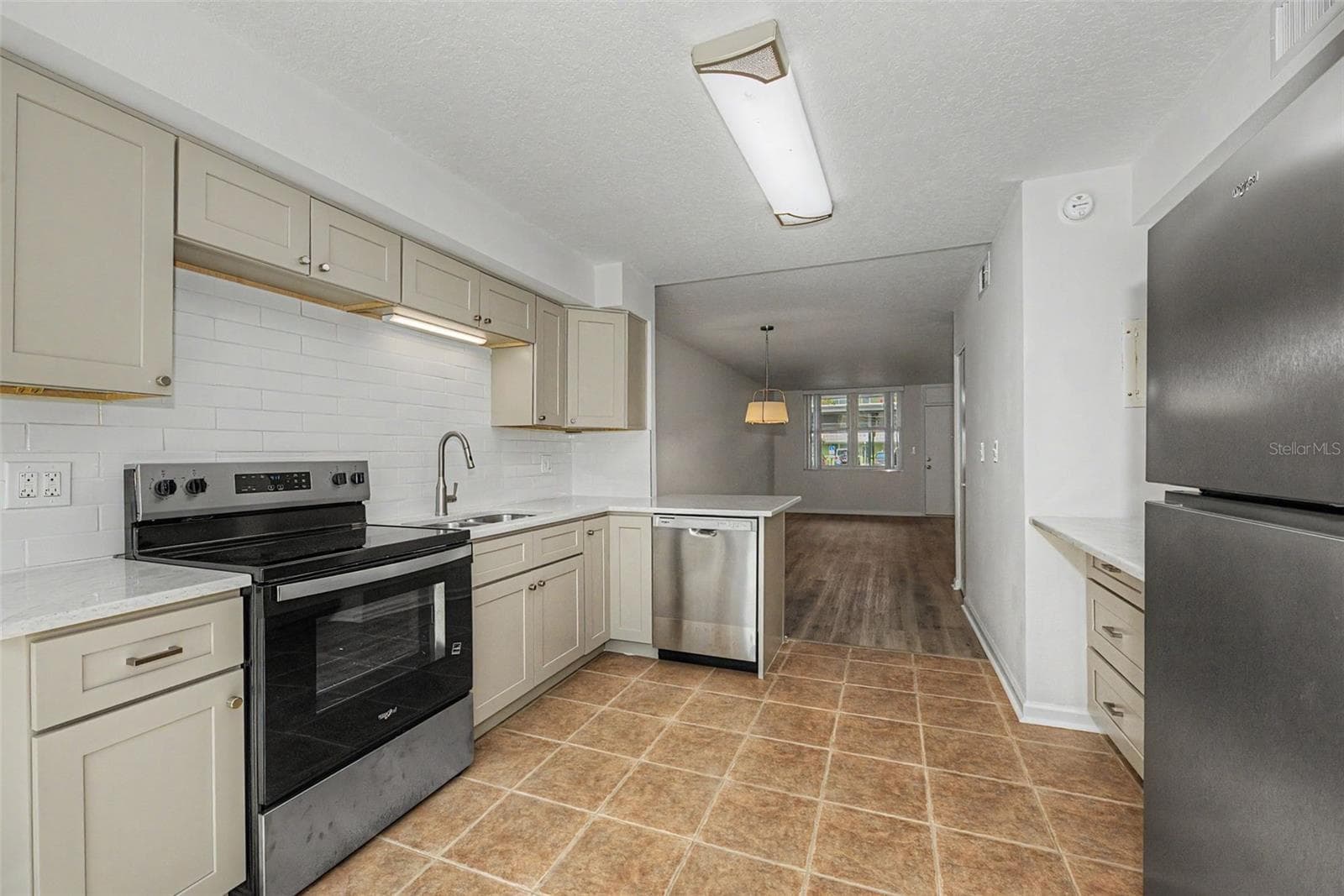 4715 Bay St NE #127 photo 5